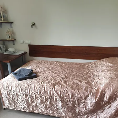 Dom Studencki Zbyszko Albergue