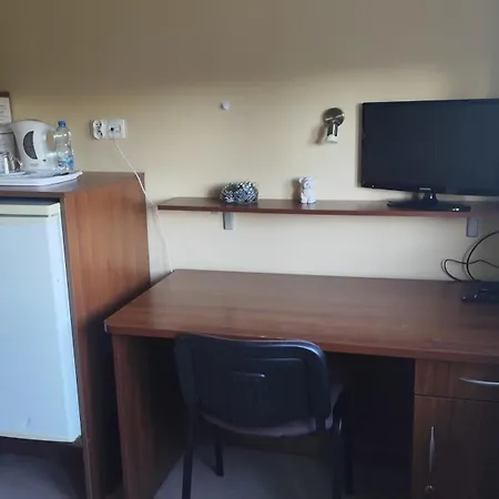 Hostel Dom Studencki Zbyszko *