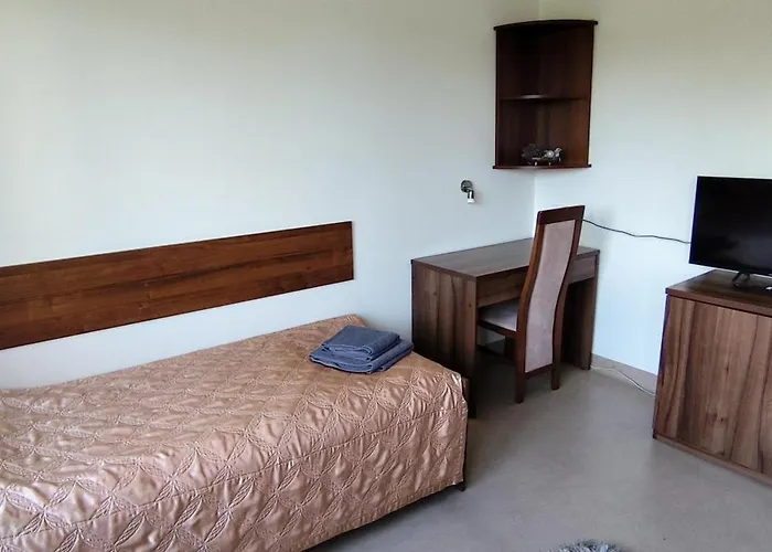 Hostel Dom Studencki Zbyszko *