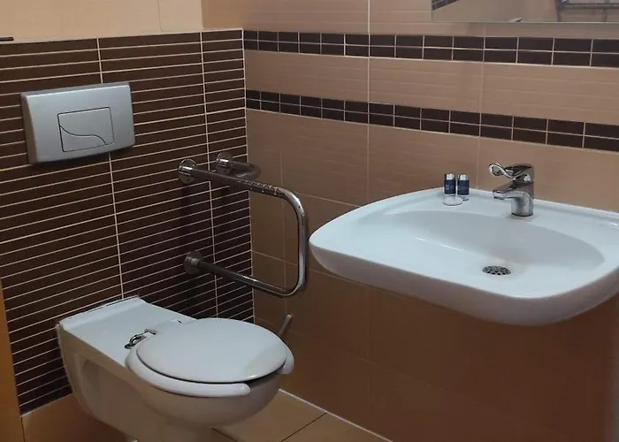 Hostel Dom Studencki Zbyszko Poznaň